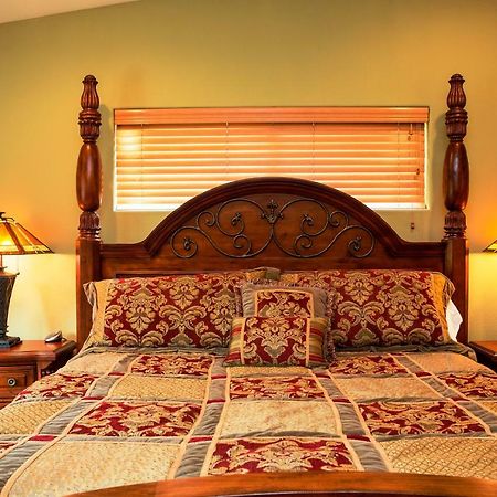 5-Star Luxury Tahoe Cabin! Great Location! Pool Table!Darts! Poker! Ping Pong! Games! South Lake Tahoe Luaran gambar