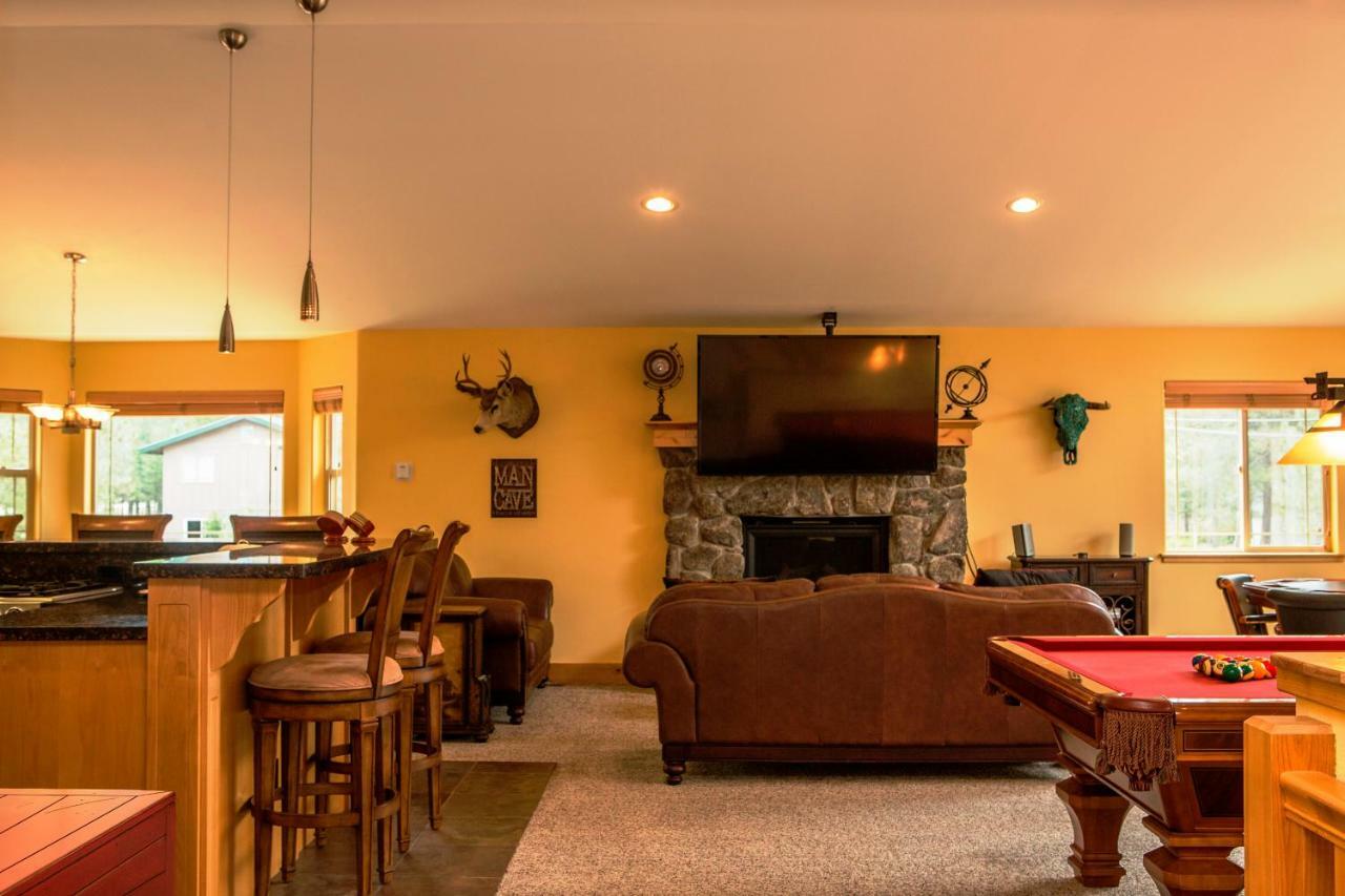 5-Star Luxury Tahoe Cabin! Great Location! Pool Table!Darts! Poker! Ping Pong! Games! South Lake Tahoe Luaran gambar